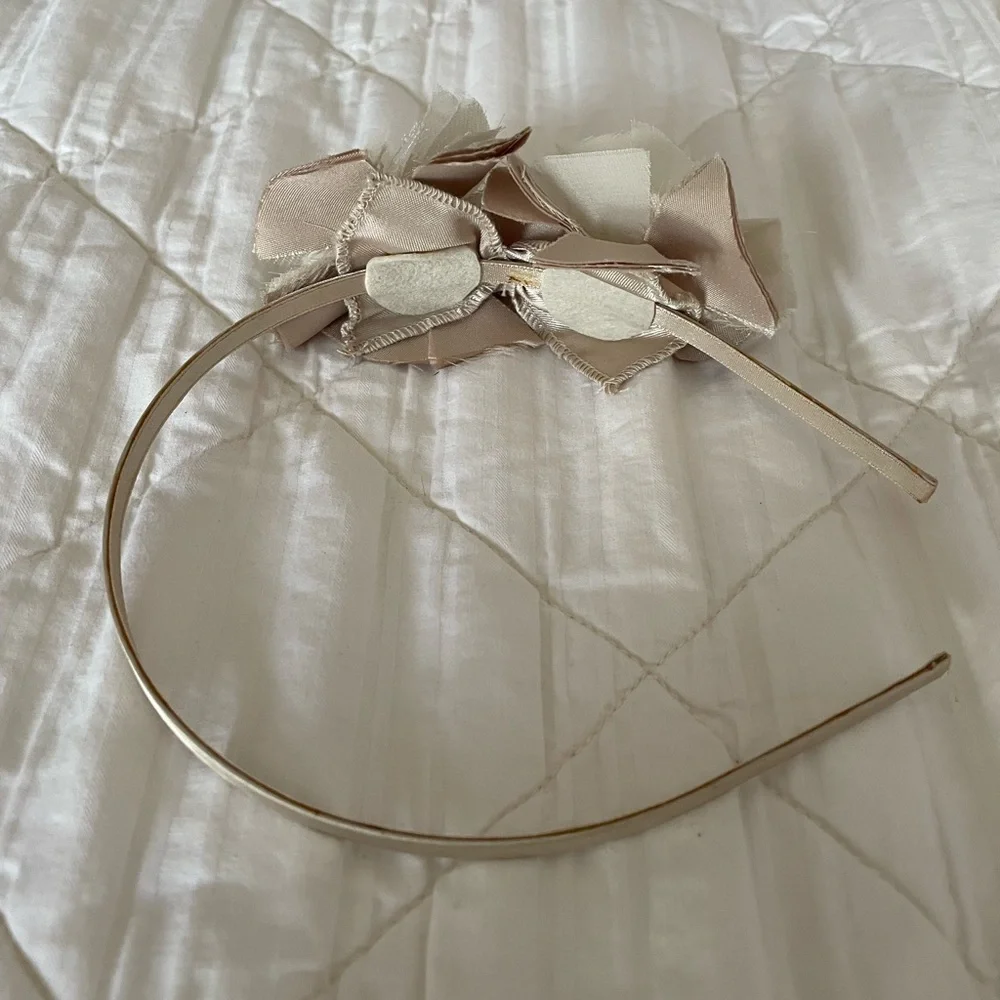 Elegant Cream Floral Headband